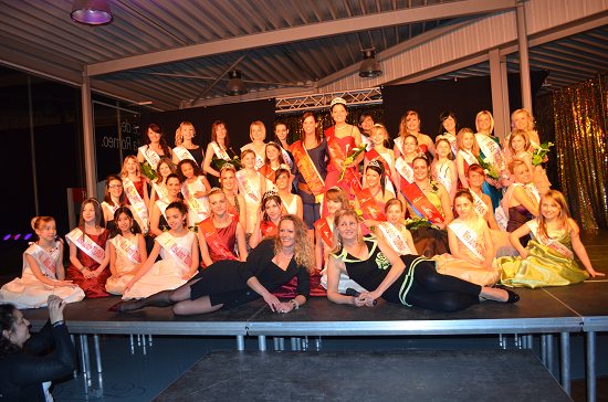 Remise des echarpes Miss Tournai - Tournai - Garage Cantraine
